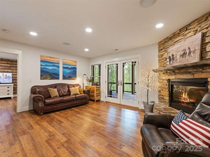 62 Blair Athel Point, Waynesville, NC 28786.  MLS# CAR4259633, YatesRealty ID 21139. 