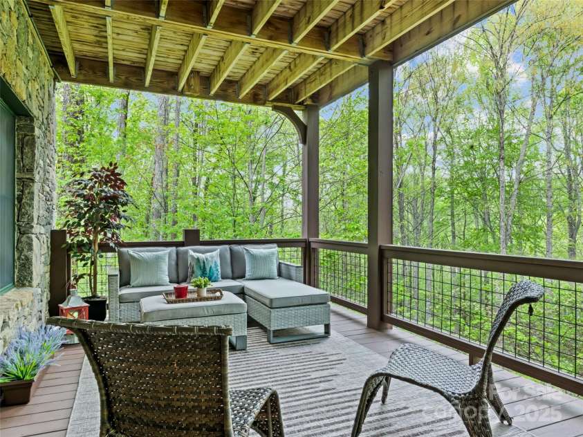 62 Blair Athel Point, Waynesville, NC 28786.  MLS# CAR4259633, YatesRealty ID 21139. 