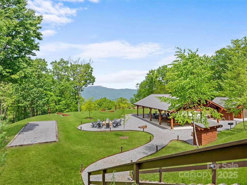 62 Blair Athel Point, Waynesville, NC 28786.  MLS# CAR4259633, YatesRealty ID 21139. 
