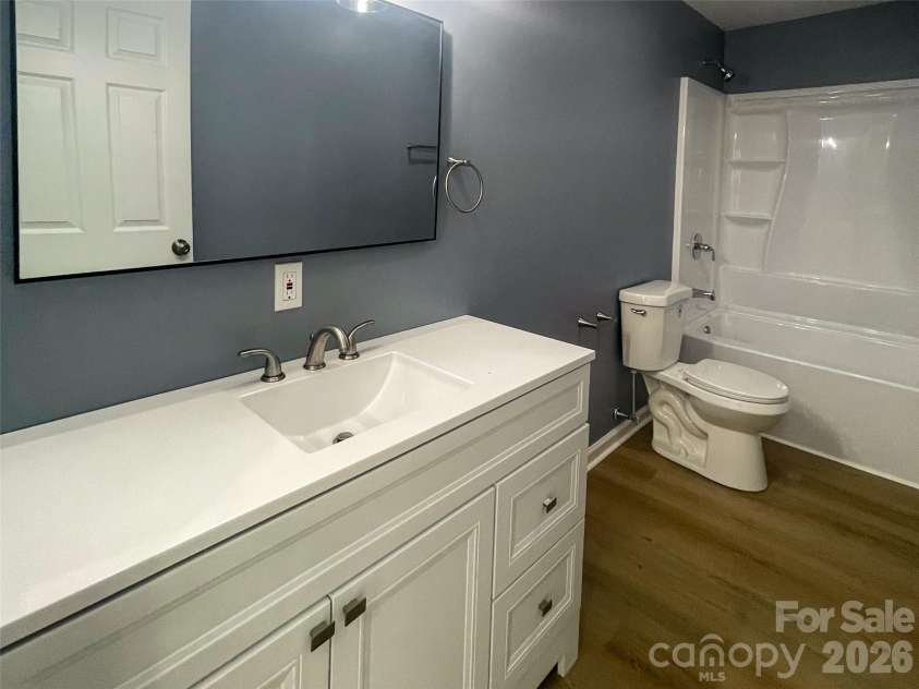 433 Clinton Avenue, Lancaster, SC 29720.  MLS# CAR4310556, YatesRealty ID 2114. 