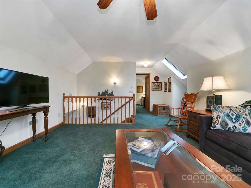 144 Panther Gap Road, Brevard, NC 28712.  MLS# CAR4240689, YatesRealty ID 21141. Fun bunk space