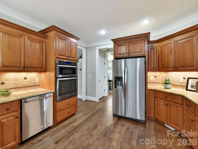2007 Sugar Mill Road, Indian Trail, NC 28079.  MLS# CAR4375322, YatesRealty ID 21143. Stainless appliances - wall micro/oven combo