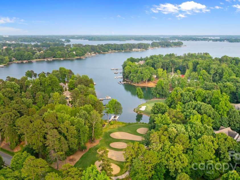 167 Quaker Road, Mooresville, NC 28117.  MLS# CAR4261192, YatesRealty ID 21144. Enjoy everything Lake Norman has to offer!