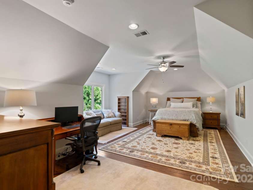 167 Quaker Road, Mooresville, NC 28117.  MLS# CAR4261192, YatesRealty ID 21144. Large bed/bonus room perfect for guests.