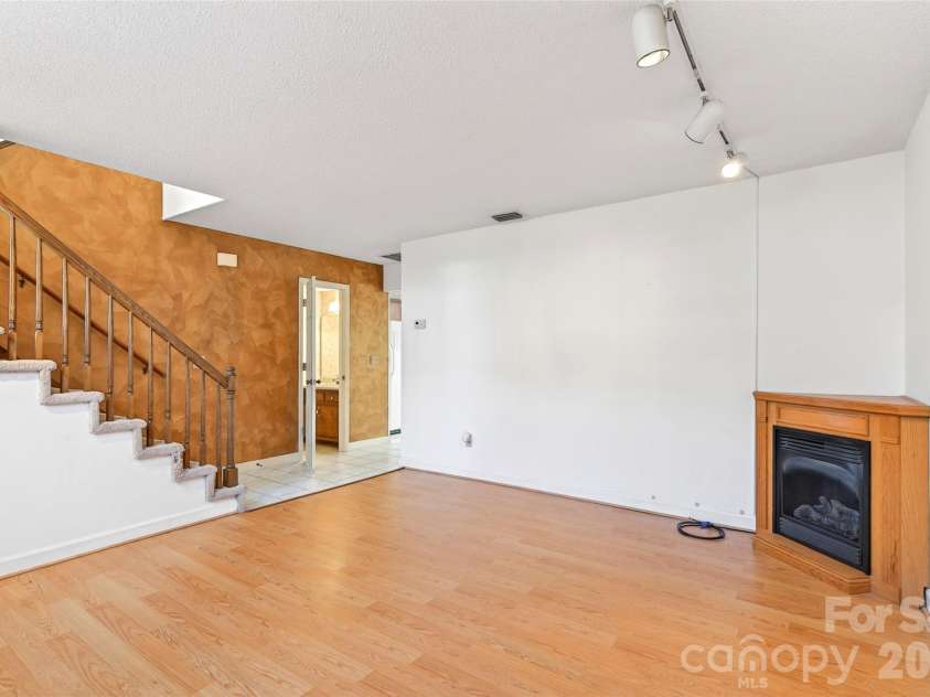 75 Laurelwood Drive, Marion, NC 28752.  MLS# CAR4361973, YatesRealty ID 21144. Beautiful flooring.