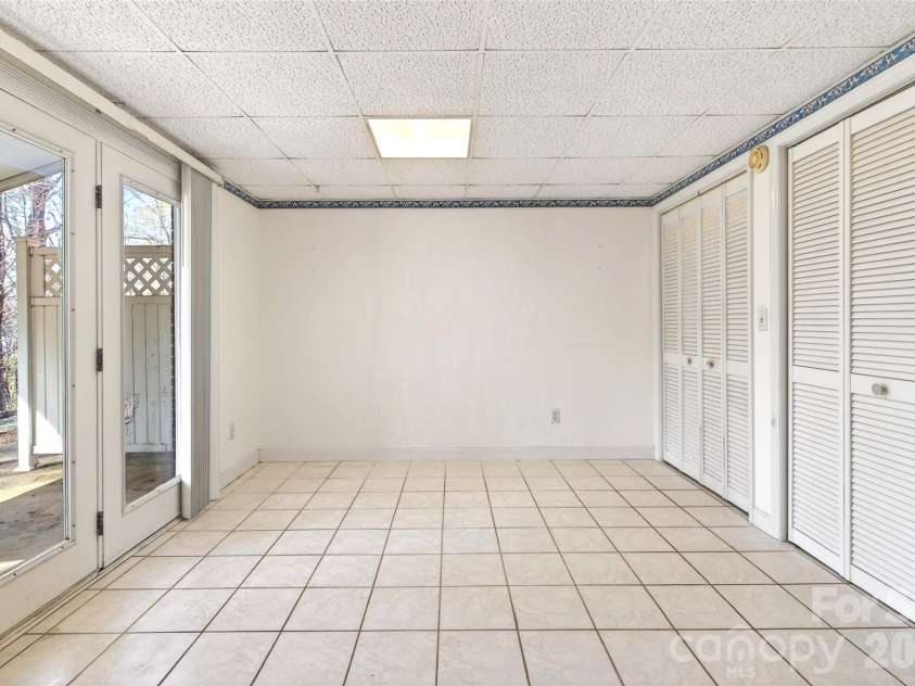 75 Laurelwood Drive, Marion, NC 28752.  MLS# CAR4361973, YatesRealty ID 21144. Natural light fills all the rooms.