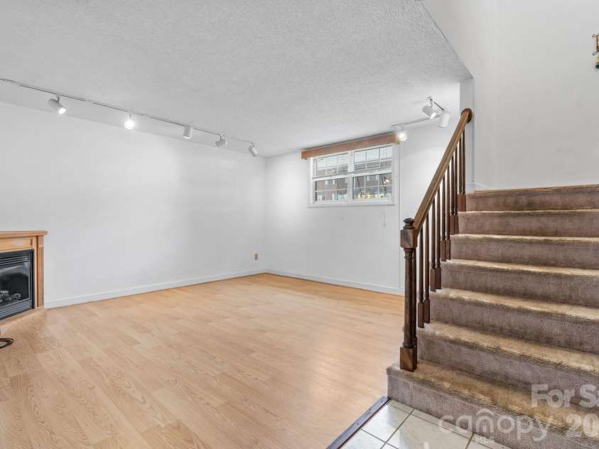 75 Laurelwood Drive, Marion, NC 28752.  MLS# CAR4400780, YatesRealty ID 21144. 