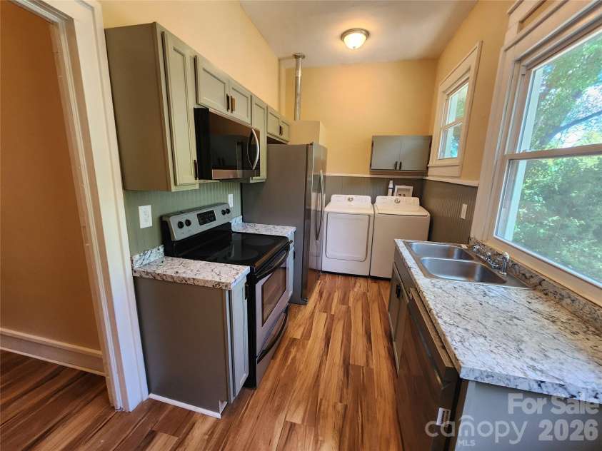 58 Reynolds Street, Rock Hill, SC 29730.  MLS# CAR4370171, YatesRealty ID 21145. 