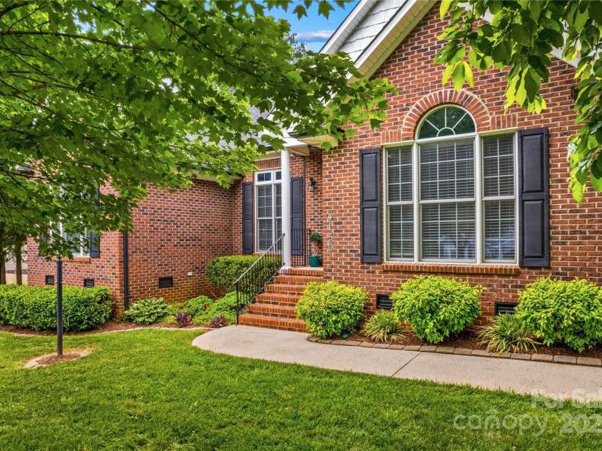 4159 Isle Of Pines Drive, Denver, NC 28037.  MLS# CAR4241494, YatesRealty ID 21146. 