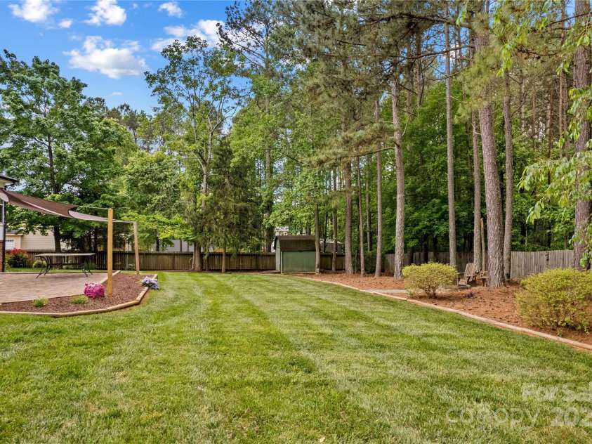 4159 Isle Of Pines Drive, Denver, NC 28037.  MLS# CAR4241494, YatesRealty ID 21146. 