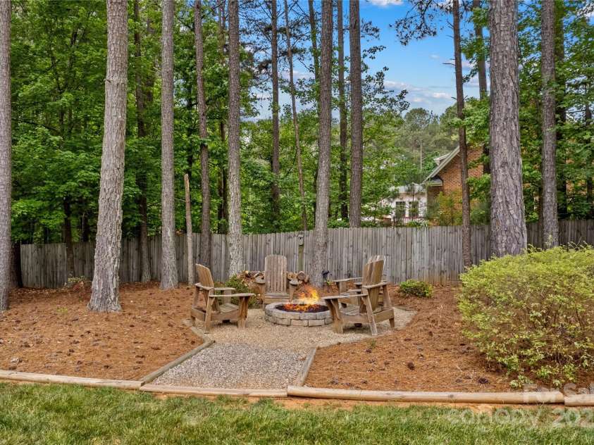 4159 Isle Of Pines Drive, Denver, NC 28037.  MLS# CAR4241494, YatesRealty ID 21146. 