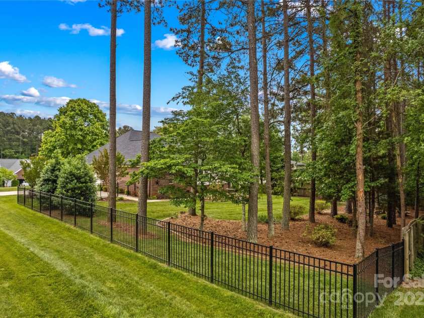 4159 Isle Of Pines Drive, Denver, NC 28037.  MLS# CAR4241494, YatesRealty ID 21146. 