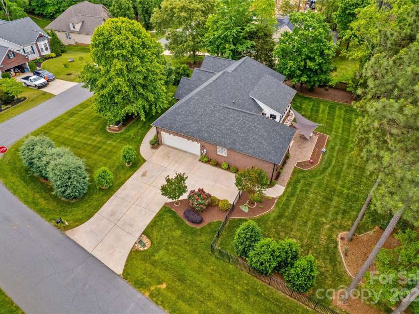 4159 Isle Of Pines Drive, Denver, NC 28037.  MLS# CAR4241494, YatesRealty ID 21146. 