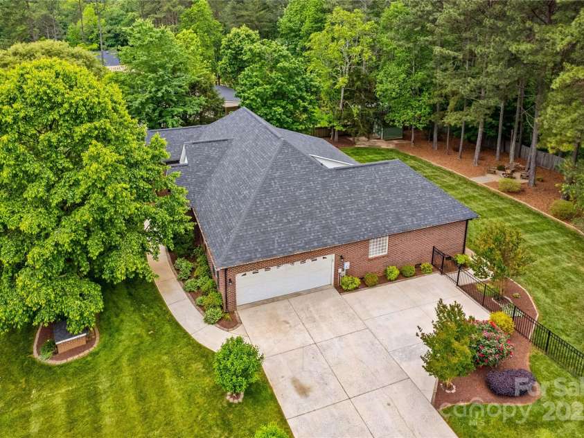 4159 Isle Of Pines Drive, Denver, NC 28037.  MLS# CAR4241494, YatesRealty ID 21146. 