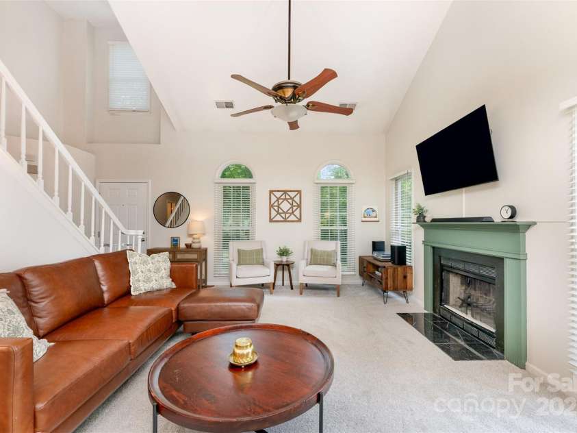 8624 Canter Post Drive, Charlotte, NC 28216.  MLS# CAR4265076, YatesRealty ID 21147. 