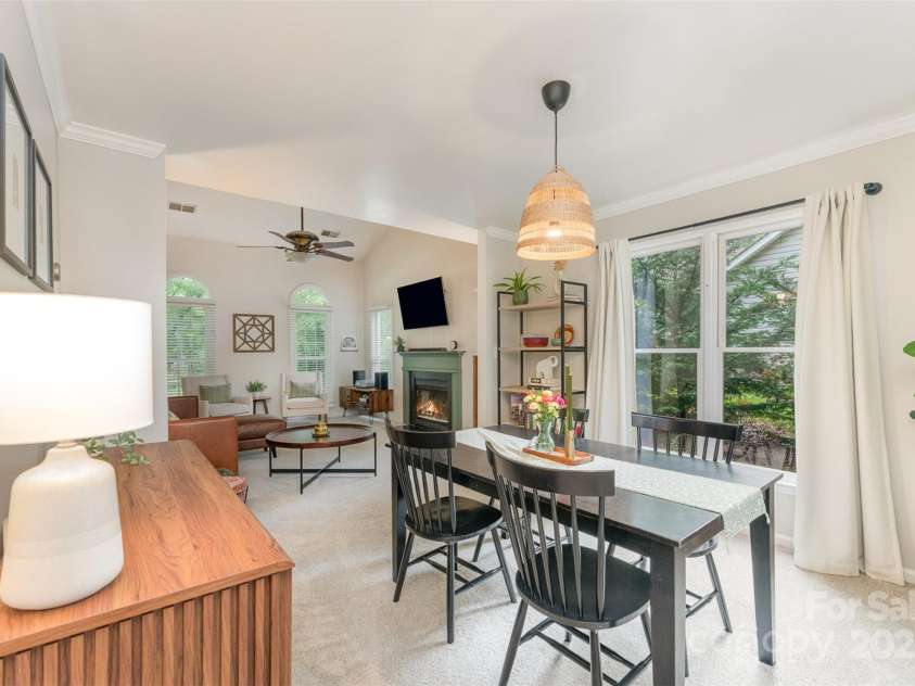 8624 Canter Post Drive, Charlotte, NC 28216.  MLS# CAR4265076, YatesRealty ID 21147. 