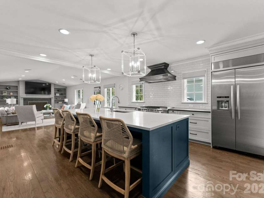 1843 Maryland Avenue, Charlotte, NC 28209.  MLS# CAR4363268, YatesRealty ID 21149. 