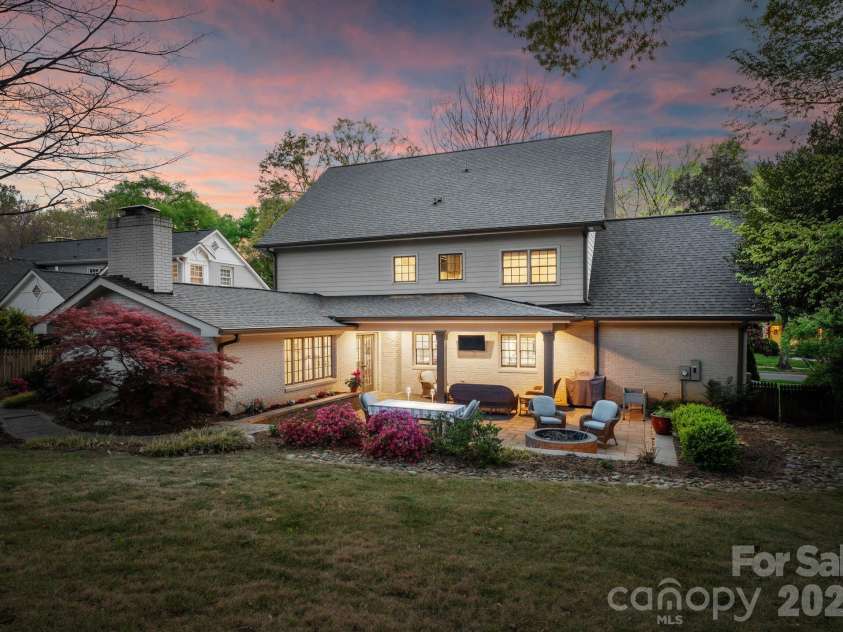 1843 Maryland Avenue, Charlotte, NC 28209.  MLS# CAR4363268, YatesRealty ID 21149. 