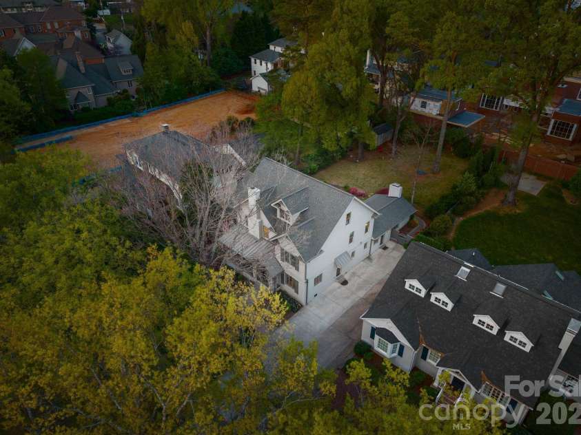 1843 Maryland Avenue, Charlotte, NC 28209.  MLS# CAR4363268, YatesRealty ID 21149. 
