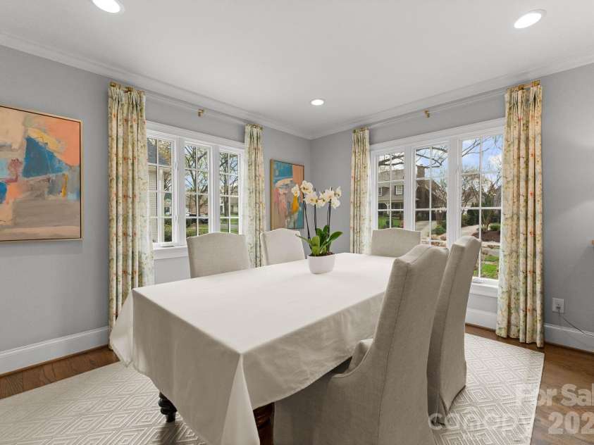 1843 Maryland Avenue, Charlotte, NC 28209.  MLS# CAR4363268, YatesRealty ID 21149. Dining Room
