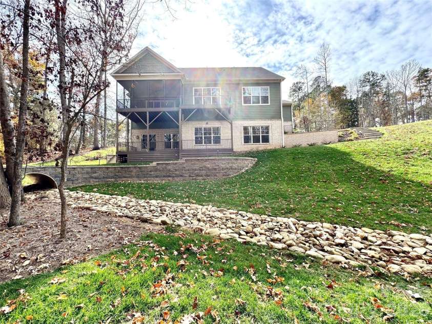 959 Tamary Way, Landis, NC 28088.  MLS# CAR4203775, YatesRealty ID 2115. 