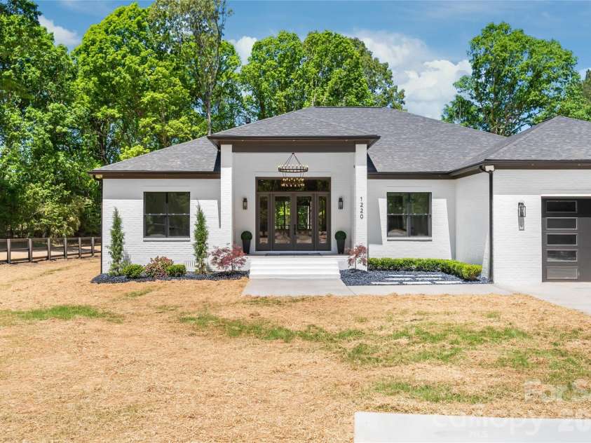 1220 Cuthbertson Road, Waxhaw, NC 28173.  MLS# CAR4373871, YatesRealty ID 21152. 