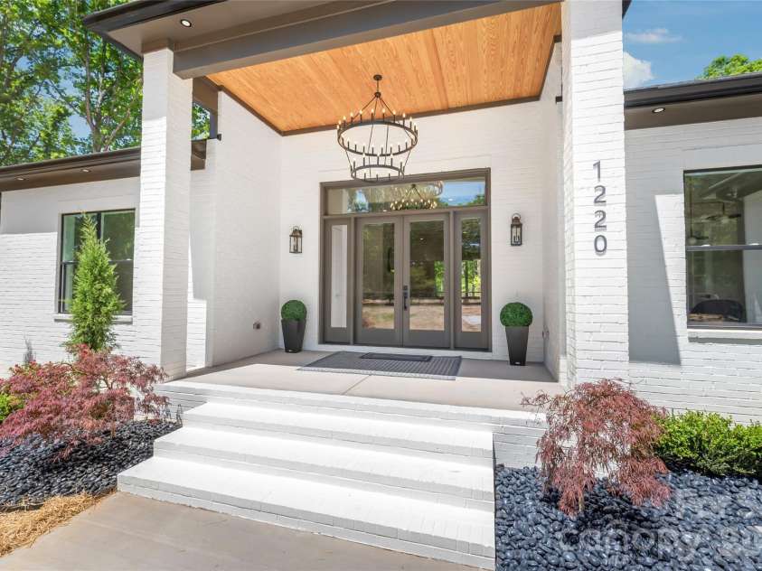 1220 Cuthbertson Road, Waxhaw, NC 28173.  MLS# CAR4373871, YatesRealty ID 21152. 