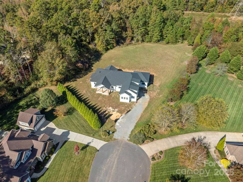 5039 Eliza Long Wilkie Drive, Huntersville, NC 28078.  MLS# CAR4240694, YatesRealty ID 21152. Aerial of the 2.39ac and culdesac