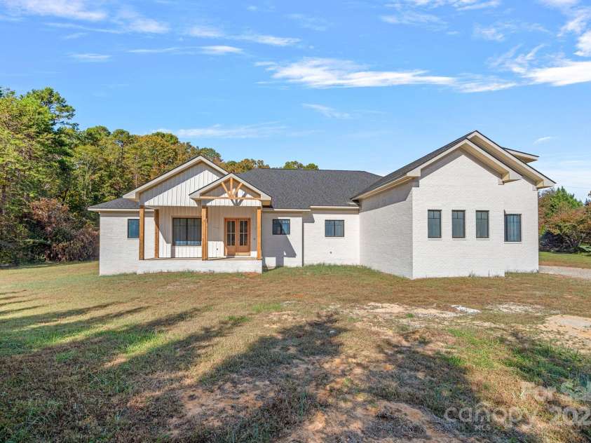 5039 Eliza Long Wilkie Drive, Huntersville, NC 28078.  MLS# CAR4240694, YatesRealty ID 21152. In construction