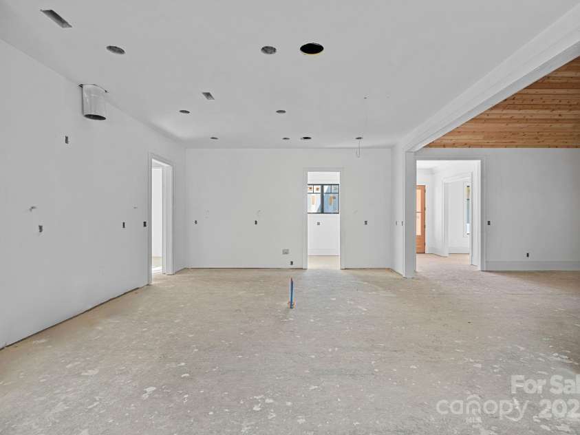 5039 Eliza Long Wilkie Drive, Huntersville, NC 28078.  MLS# CAR4240694, YatesRealty ID 21152. Kitchen awaiting your choices of cabinetry, hardware and countertops