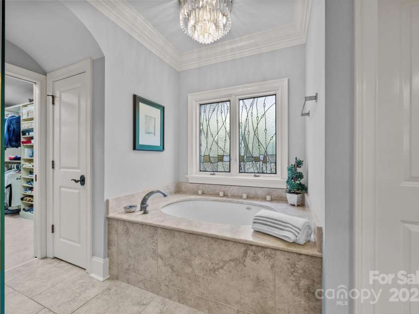 19506 Mary Ardrey Circle, Cornelius, NC 28031.  MLS# CAR4268997, YatesRealty ID 21153. 