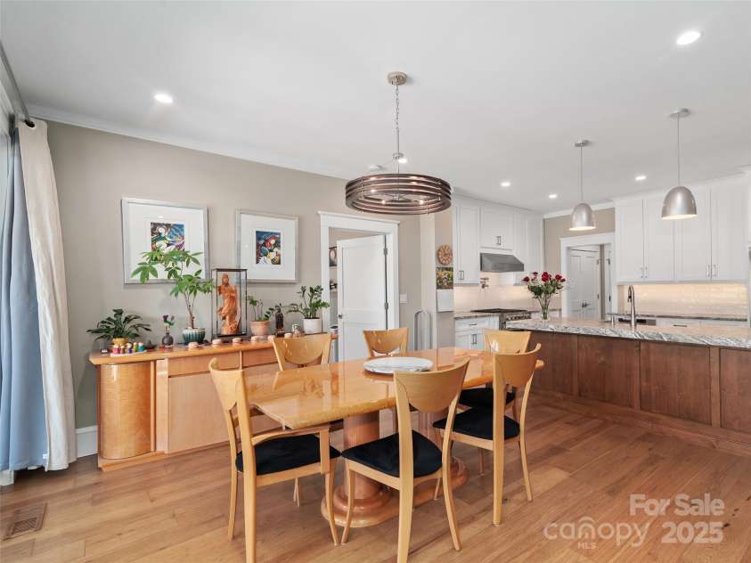 46 Starwood Valley Trail, Arden, NC 28704.  MLS# CAR4219498, YatesRealty ID 21155. 