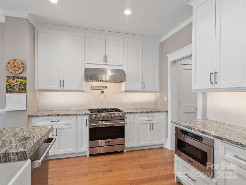 46 Starwood Valley Trail, Arden, NC 28704.  MLS# CAR4219498, YatesRealty ID 21155. 