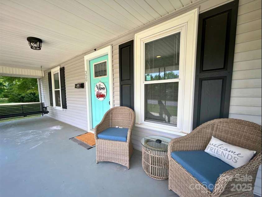 329 Highland Drive, Lincolnton, NC 28092.  MLS# CAR4260967, YatesRealty ID 21156. 