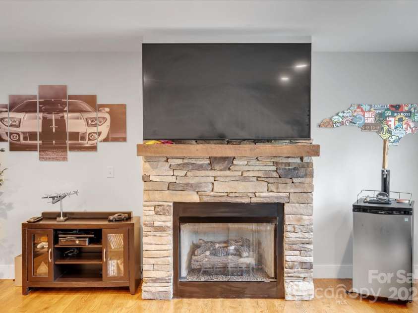 58 Greenwood Fields Drive, Asheville, NC 28804.  MLS# CAR4172034, YatesRealty ID 21157. 