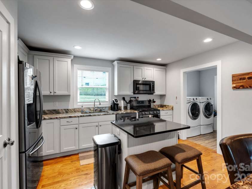 58 Greenwood Fields Drive, Asheville, NC 28804.  MLS# CAR4172034, YatesRealty ID 21157. 