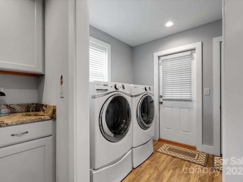 58 Greenwood Fields Drive, Asheville, NC 28804.  MLS# CAR4172034, YatesRealty ID 21157. 