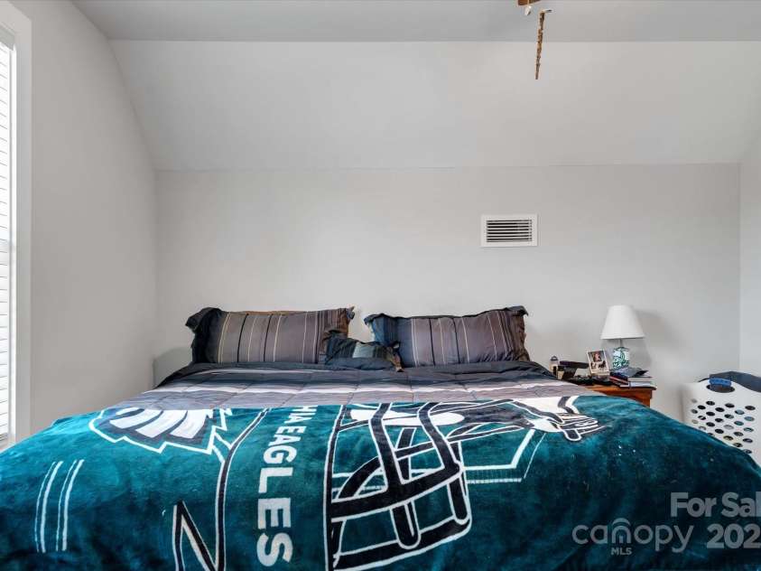 58 Greenwood Fields Drive, Asheville, NC 28804.  MLS# CAR4172034, YatesRealty ID 21157. 