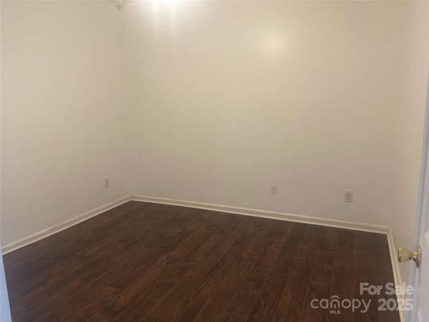 4454 Glenlea Commons Drive, Charlotte, NC 28216.  MLS# CAR4269952, YatesRealty ID 21158. 