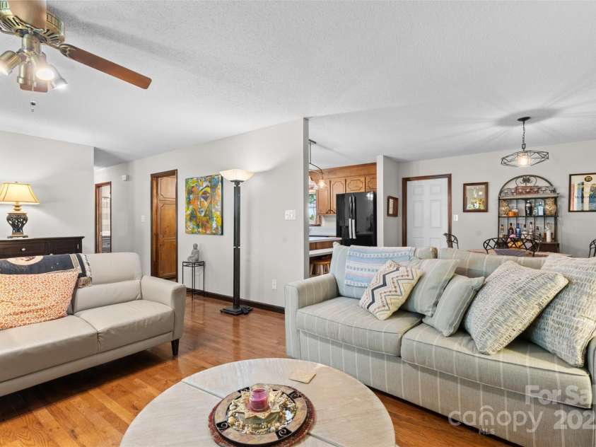 4920 Surfwood Drive, Sherrills Ford, NC 28673.  MLS# CAR4297659, YatesRealty ID 21158. 
