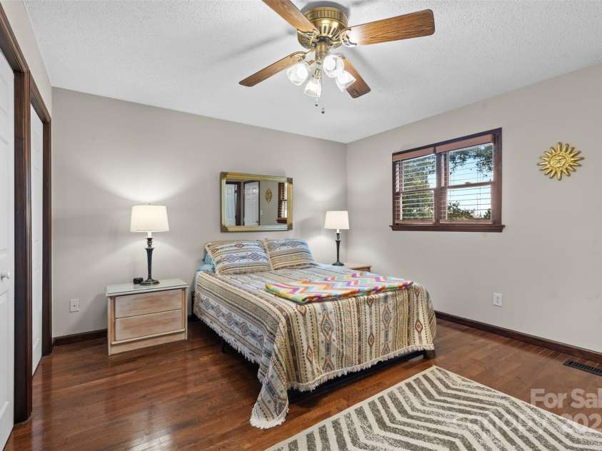 4920 Surfwood Drive, Sherrills Ford, NC 28673.  MLS# CAR4297659, YatesRealty ID 21158. Primary Bedroom