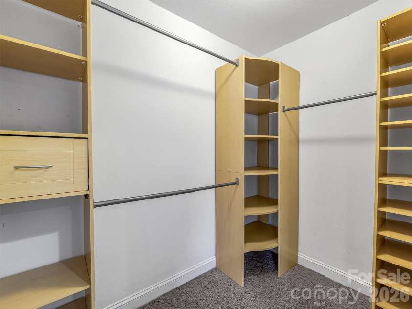 92 Middlemont Avenue, Asheville, NC 28806.  MLS# CAR4334470, YatesRealty ID 21159. Spacious primary closet
