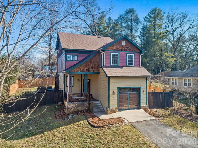 92 Middlemont Avenue, Asheville, NC 28806.  MLS# CAR4334470, YatesRealty ID 21159. Superior design in West Asheville