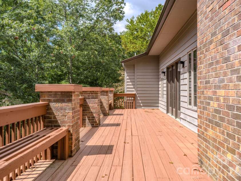 452 Cragmont Road, Black Mountain, NC 28711.  MLS# CAR4299091, YatesRealty ID 2116. 