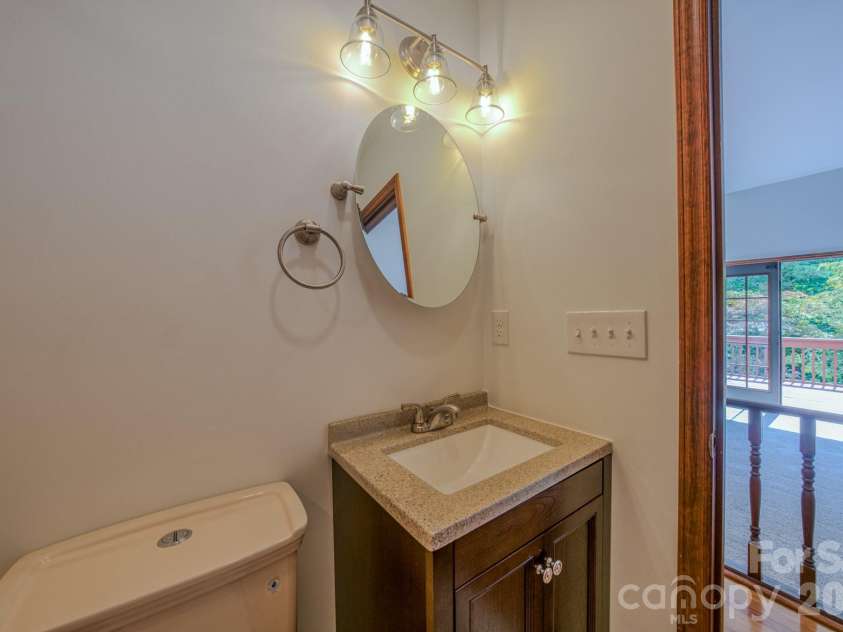 452 Cragmont Road, Black Mountain, NC 28711.  MLS# CAR4299091, YatesRealty ID 2116. 