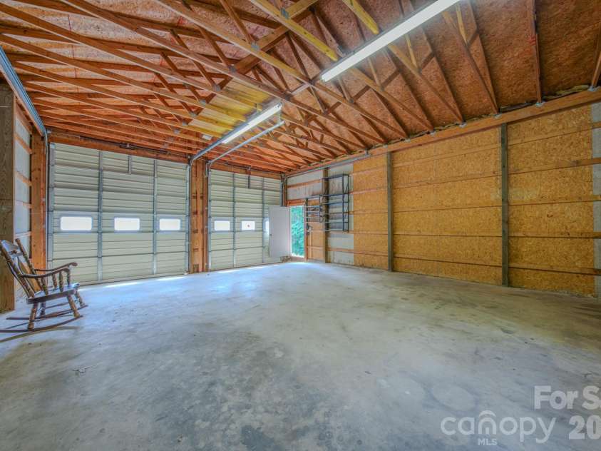 452 Cragmont Road, Black Mountain, NC 28711.  MLS# CAR4299091, YatesRealty ID 2116. 