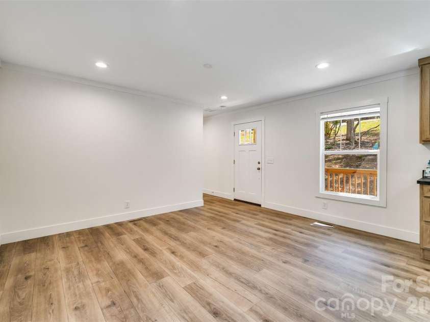 75 Windswept Lane, Hayesville, NC 28904.  MLS# CAR4320566, YatesRealty ID 2116. 