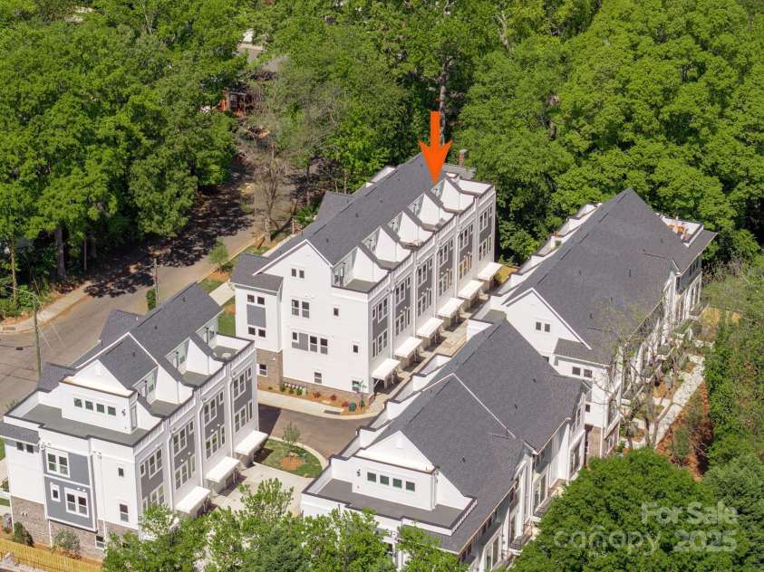 1211 34th Street, Charlotte, NC 28205.  MLS# CAR4139004, YatesRealty ID 21161. 