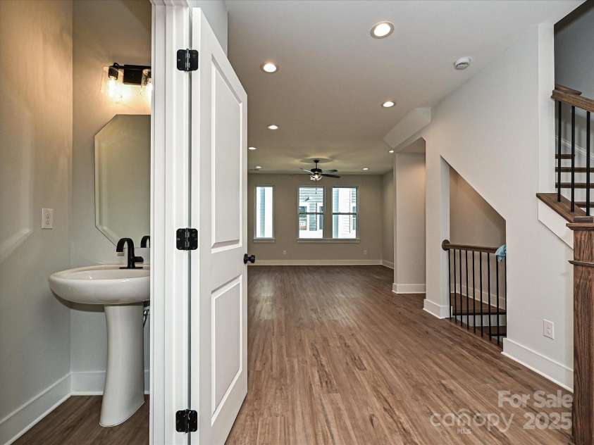 1211 34th Street, Charlotte, NC 28205.  MLS# CAR4139004, YatesRealty ID 21161. Main Floor Powder Room