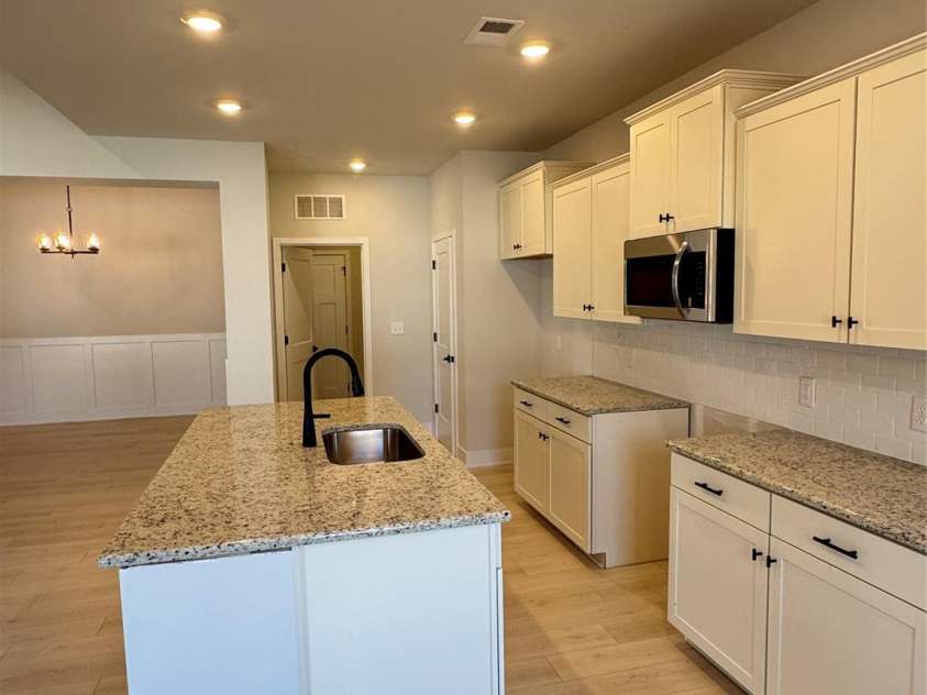 155 Swinford Drive, Salisbury, NC 28144.  MLS# CAR4343037, YatesRealty ID 21161. 